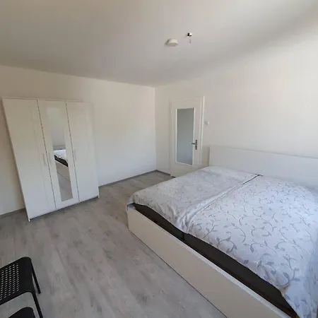 Apartamento Helle 2z Whg Mit Balkon Zur Sudseite