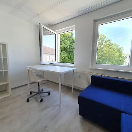 Apartamento Helle 2z Whg Mit Balkon Zur Sudseite
